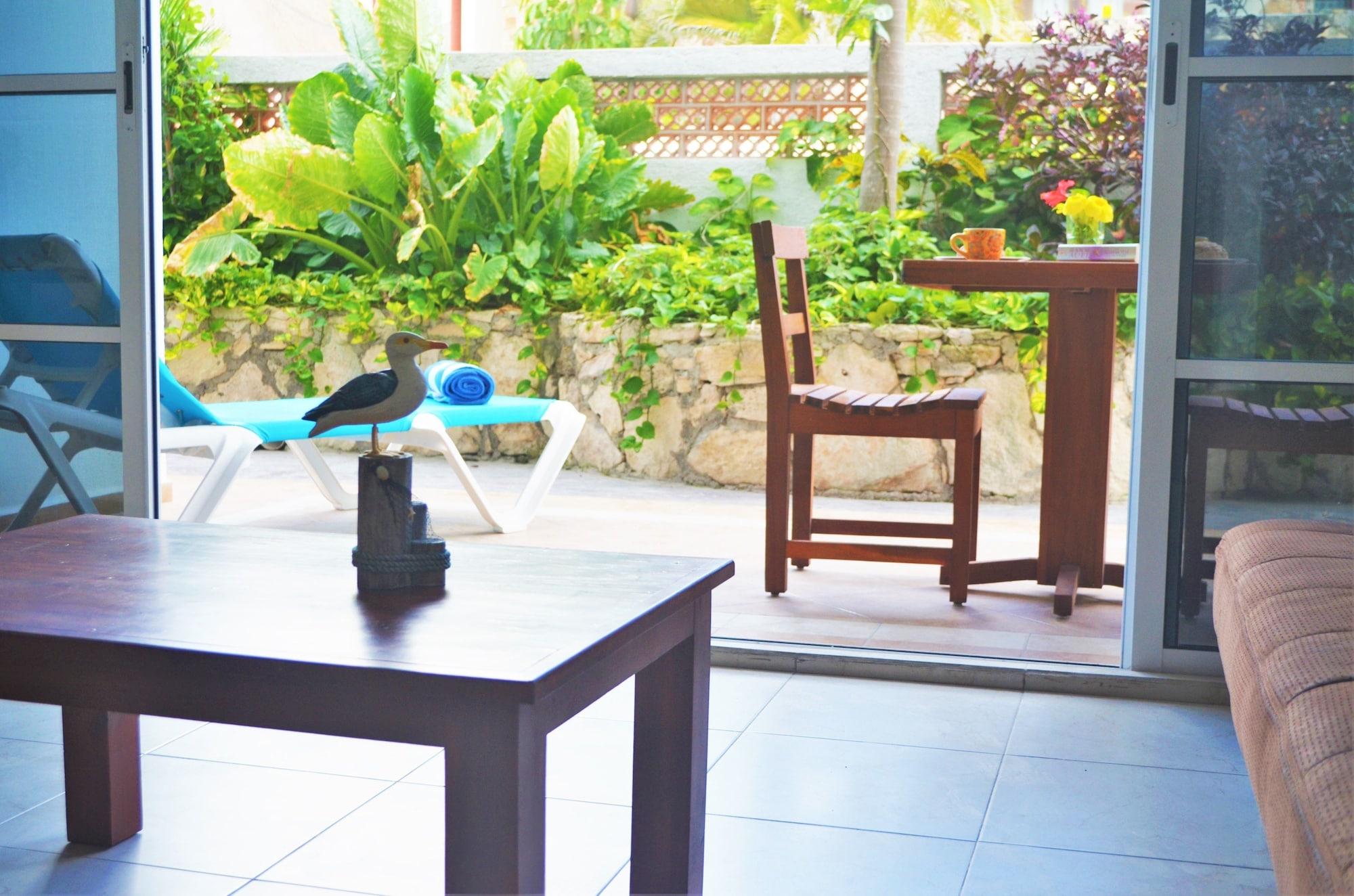Corales Suites Puerto Morelos Exterior photo